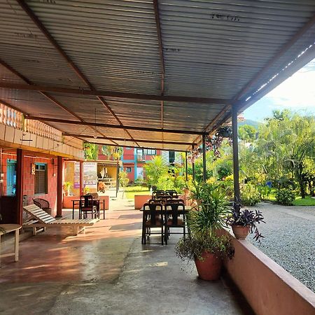 Hotel New Elia Pokhara Bagian luar foto
